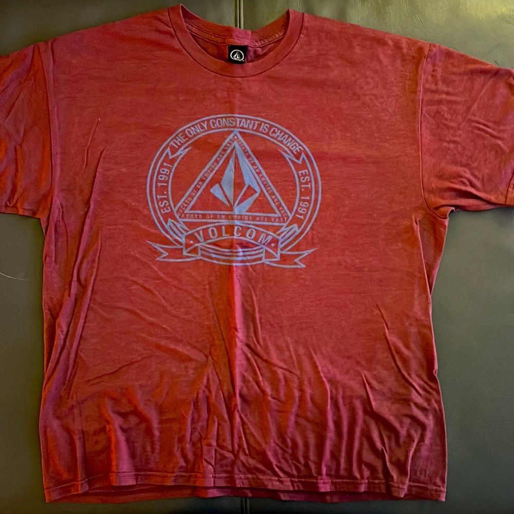 Brand new Volcom t shirt